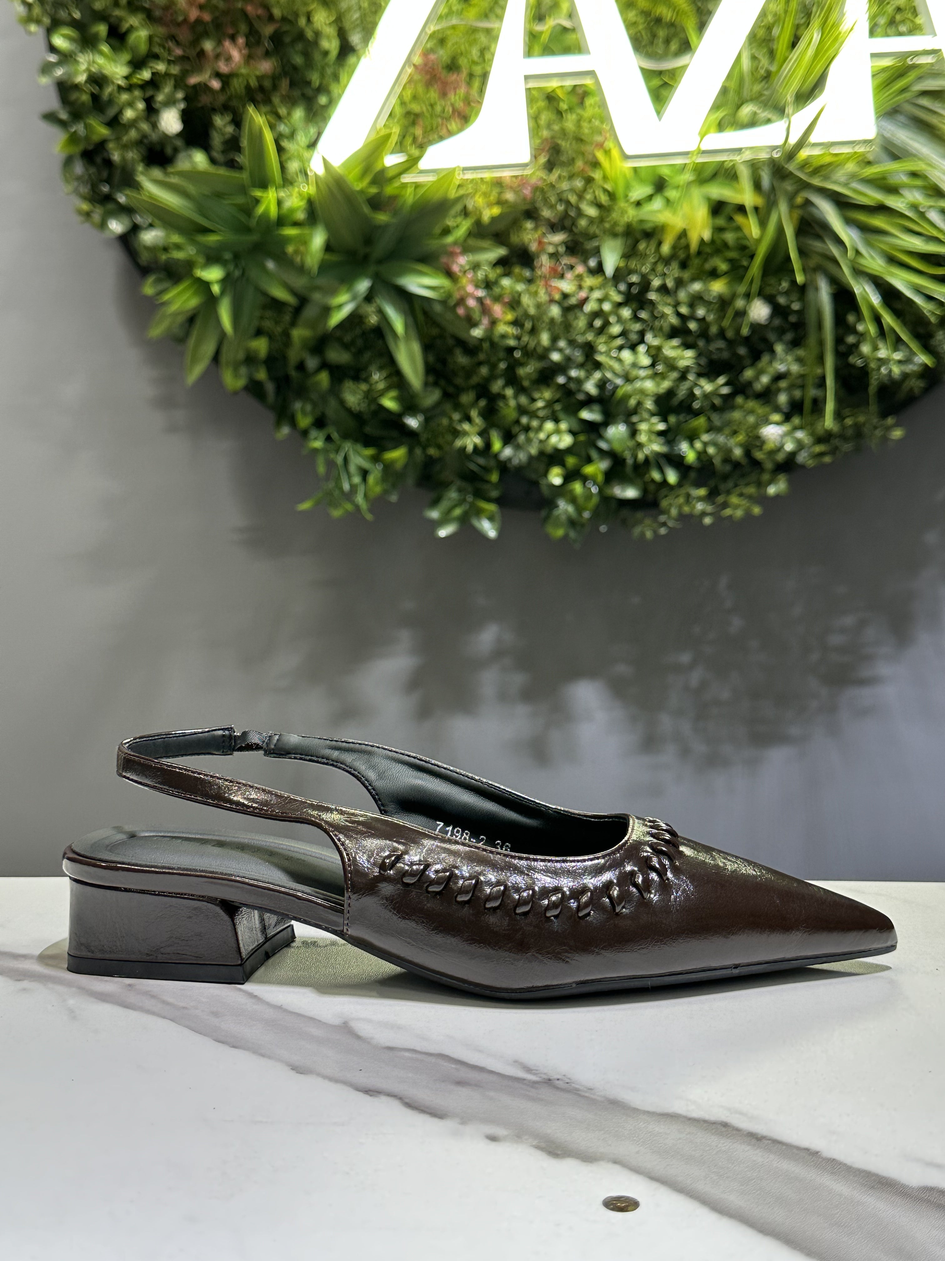 ZAZA Giselle – Elegant Slingback Pointed Heels